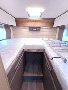 Fahrzeugbild LMC Tourer Lift 70 H 663/0 G 70 Jahre #23