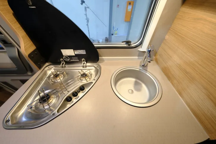 Fahrzeugbild Weinsberg CaraCore 650 MEG/Einzelbetten+Hubbett/2xKlima #14