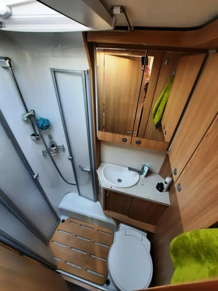 Fahrzeugbild LMC Cruiser V 646 G Sat/TV/Remis/Navi/Kamera #14