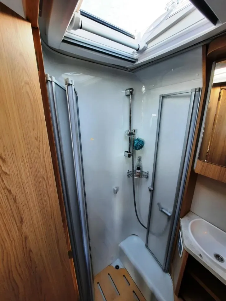 Fahrzeugbild LMC Cruiser V 646 G Sat/TV/Remis/Navi/Kamera #16