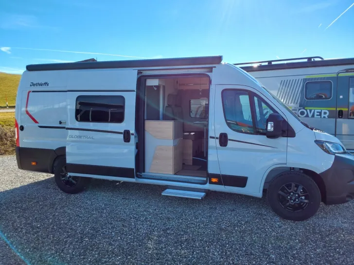 Fahrzeugbild Dethleffs Globetrail 640 HR Digital-Paket, zus. Bett unten #1