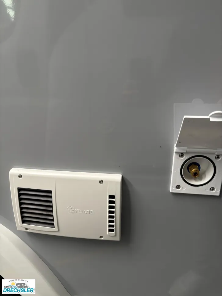 Fahrzeugbild Challenger 287 Graphite Edition #8