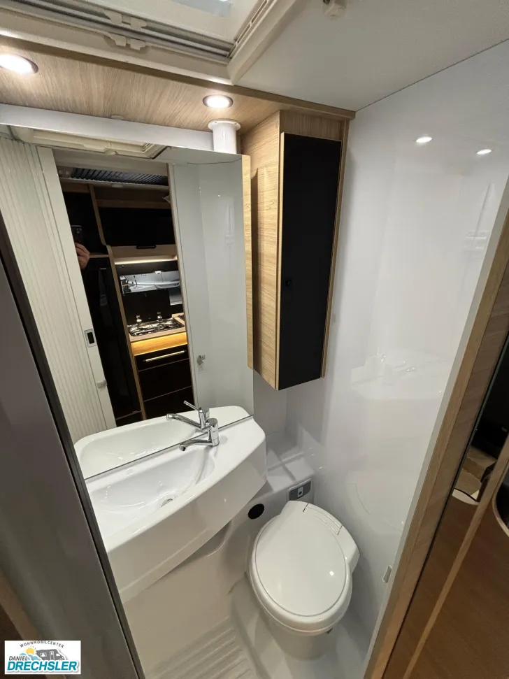 Fahrzeugbild Challenger 287 Graphite Edition #13