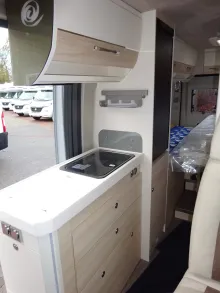 Fahrzeugbild Eura Mobil Van 635 EB Mondial- u. Fahrassistenzpaket #9