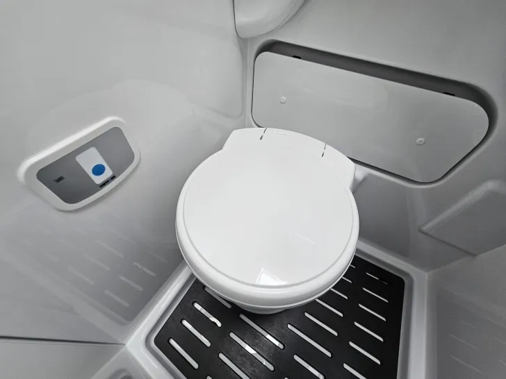 Fahrzeugbild Westfalia Columbus 601 D 180 PS Warmwasserhzg|Solar|Juli26 #14
