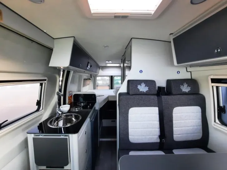 Fahrzeugbild Ahorn Camp Van 620 #5