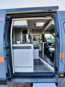 Fahrzeugbild Ahorn Camp Van 620 #10