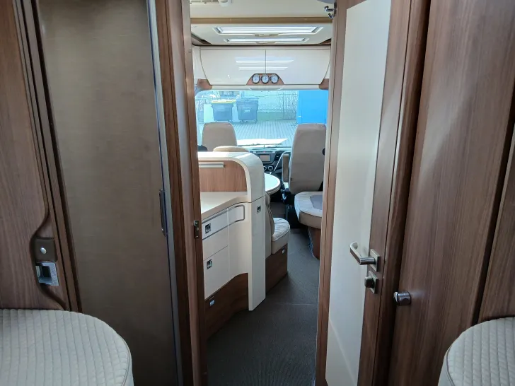 Fahrzeugbild Carthago chic s-plus I 50 LE Iveco Daily - im Kundenauftrag #13