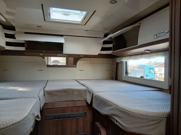 Fahrzeugbild Carthago chic s-plus I 50 LE Iveco Daily - im Kundenauftrag #35