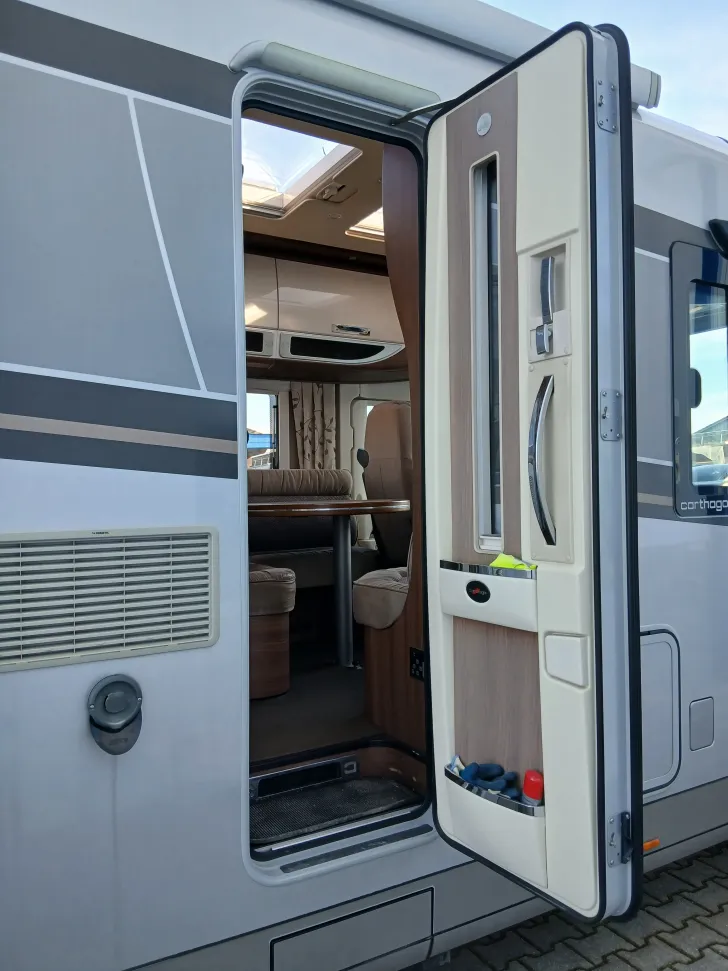 Fahrzeugbild Carthago chic s-plus I 50 LE Iveco Daily - im Kundenauftrag #56