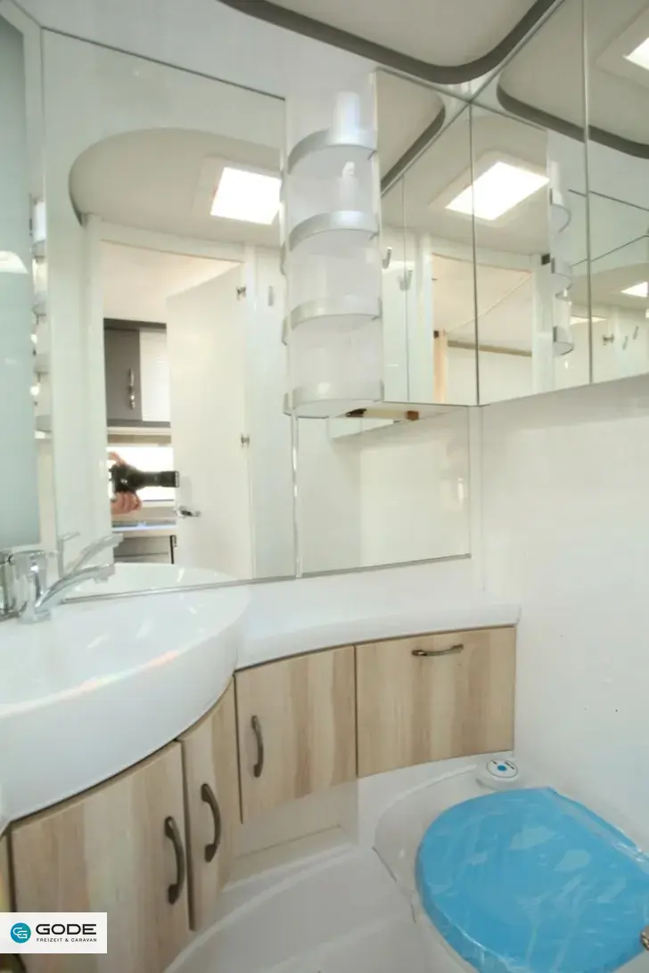 Fahrzeugbild Hobby De Luxe 460 LU/MEGA DEAL*Schnäppchen #20