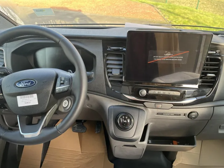 Fahrzeugbild LMC Innovan Ford 592 #16