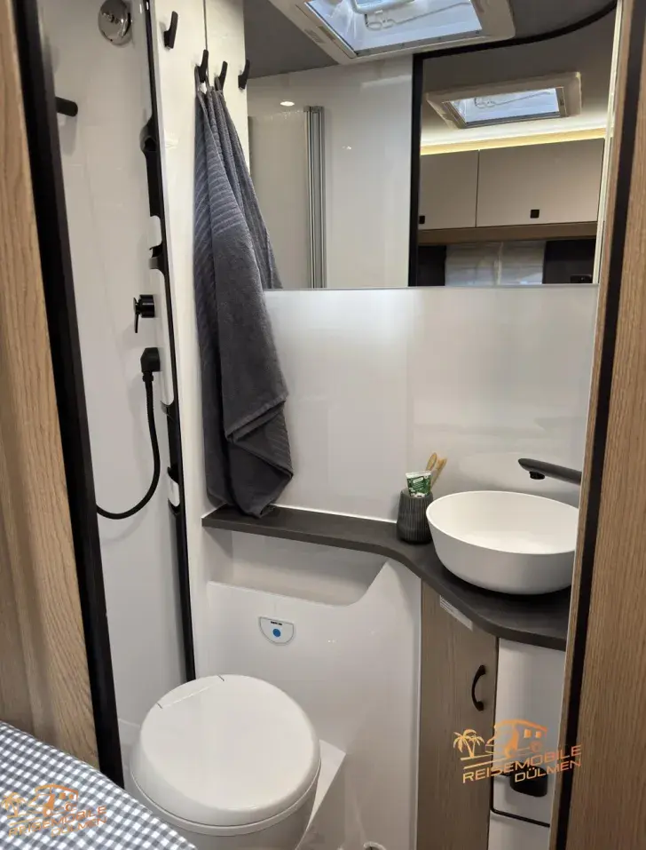 Fahrzeugbild Hobby OnTour T 700 FH #22