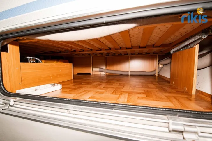 Fahrzeugbild Knaus Azur 495 TF #6