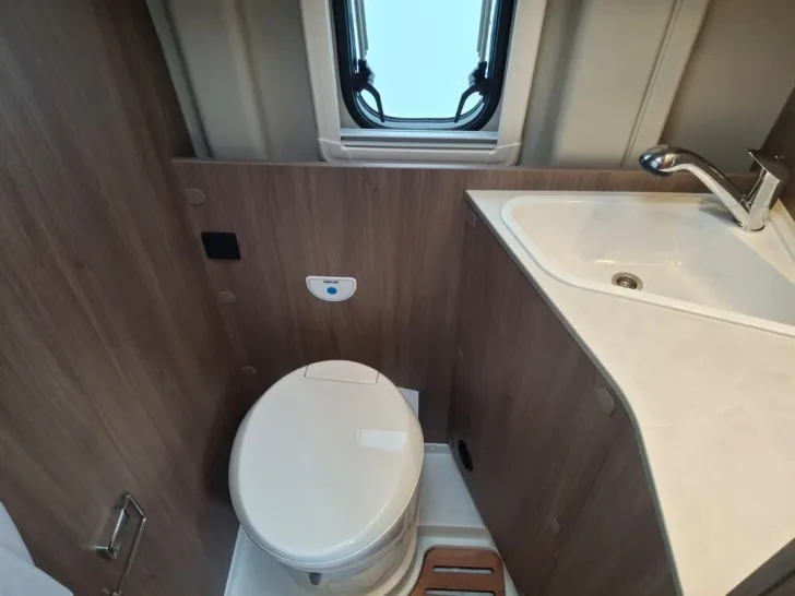 Fahrzeugbild Carado Camper Van 640 #18