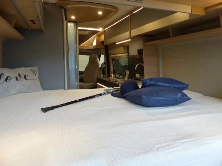 Fahrzeugbild Pössl TRENTA 600 R, 2. Bat., Markise, Rahmenf. uvm #6