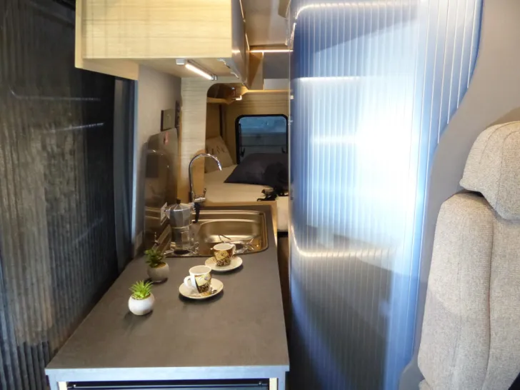 Fahrzeugbild Pössl TRENTA 600 R, 2. Bat., Markise, Rahmenf. uvm #13