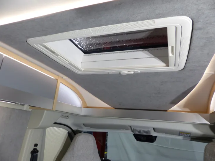 Fahrzeugbild Pössl TRENTA 600 R, 2. Bat., Markise, Rahmenf. uvm #18