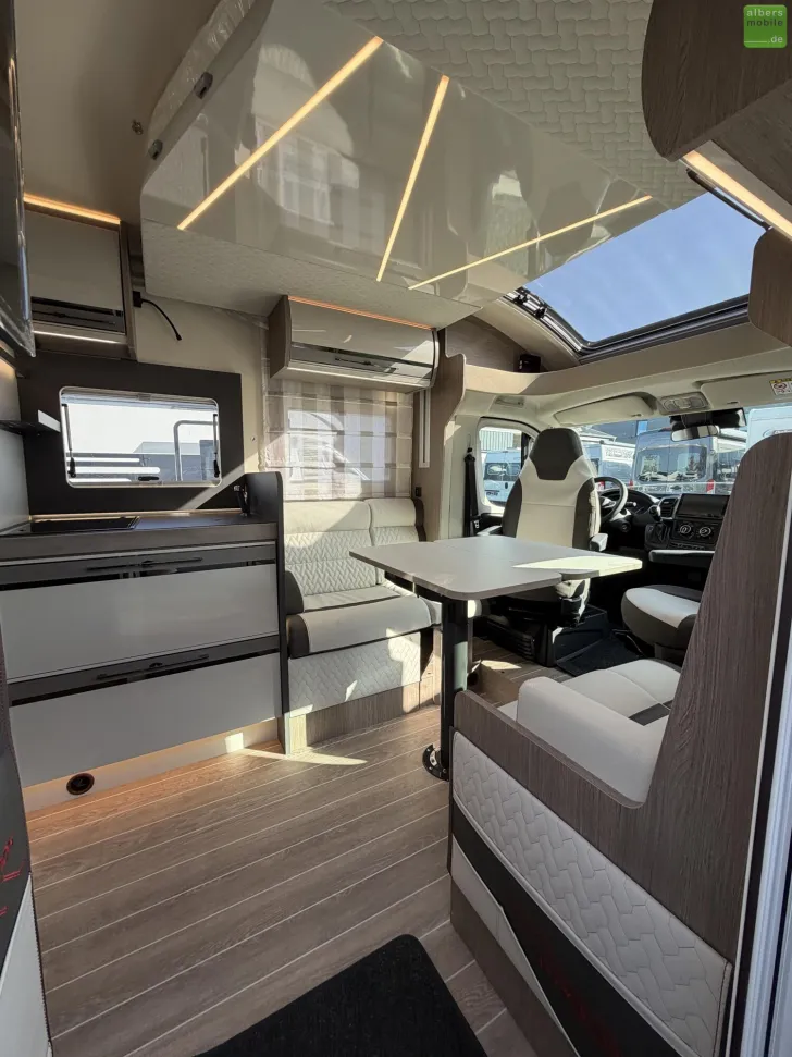 Fahrzeugbild Roller Team Zefiro Power Edition 287 TL Lithium 400W SolarTV #9