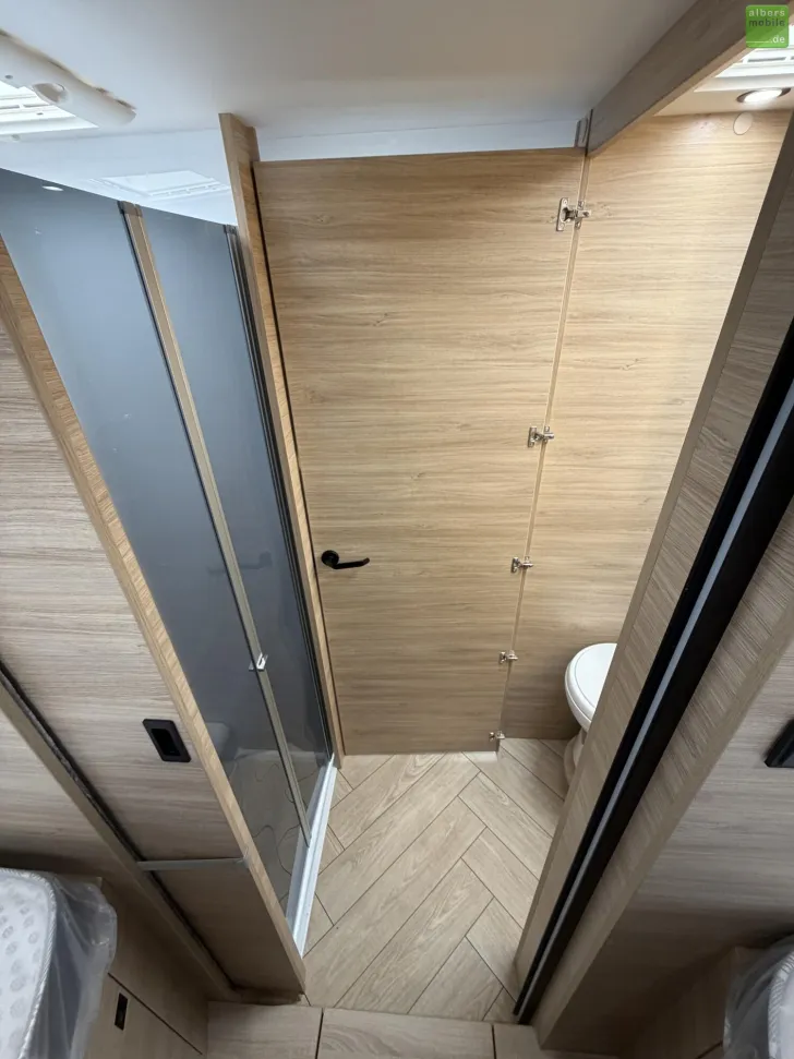 Fahrzeugbild Challenger Teilintegriert Graphite Edition 317 Drive 2026 #23