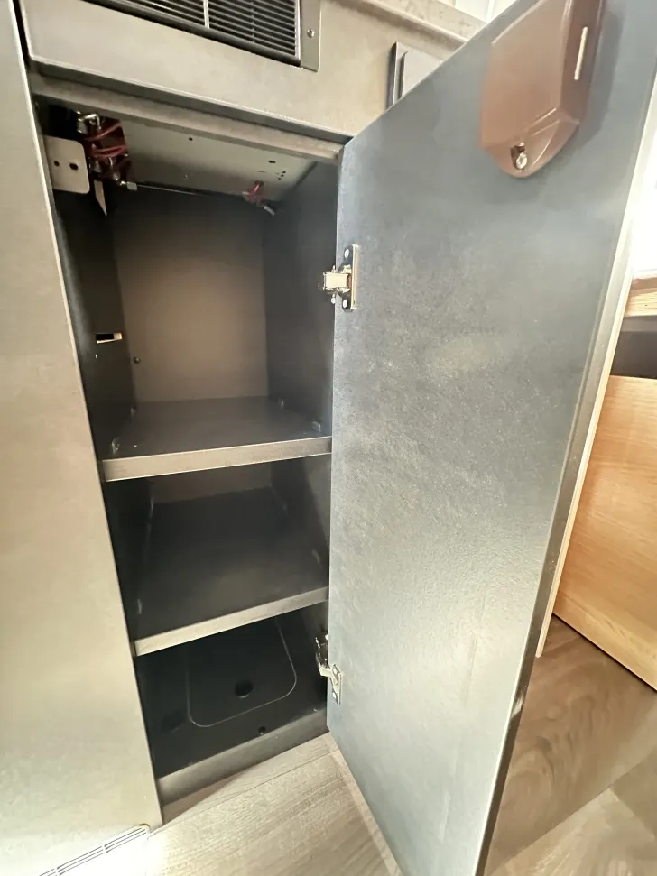 Fahrzeugbild Sunlight Camper Van Cliff 600 2.500 € geschenkt #14