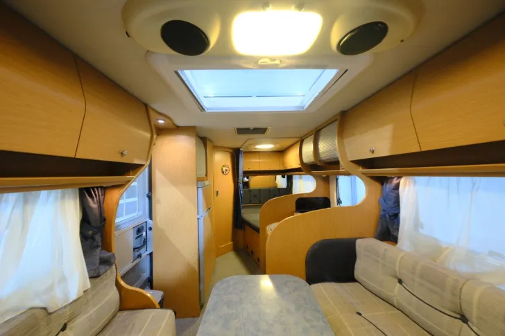 Fahrzeugbild Laika Ecovip 6.1/Festbett/Klima/Markise/DPF-Grün #9