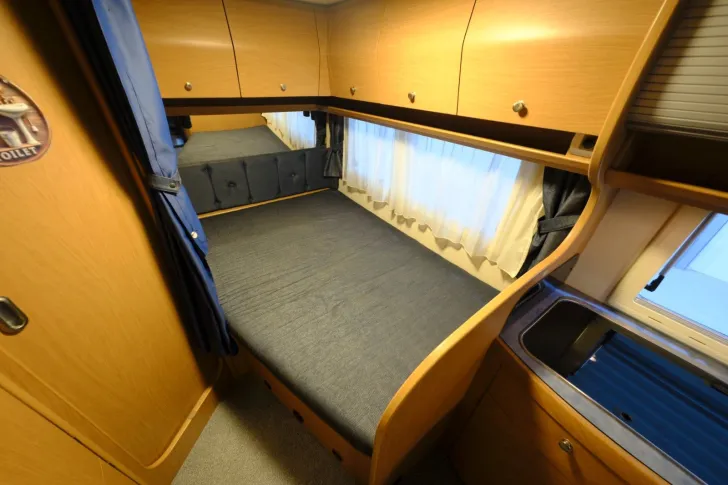 Fahrzeugbild Laika Ecovip 6.1/Festbett/Klima/Markise/DPF-Grün #10