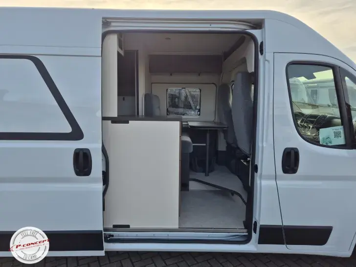 Fahrzeugbild Bürstner Papillon PC 6.0 *auf dem Hof* #7