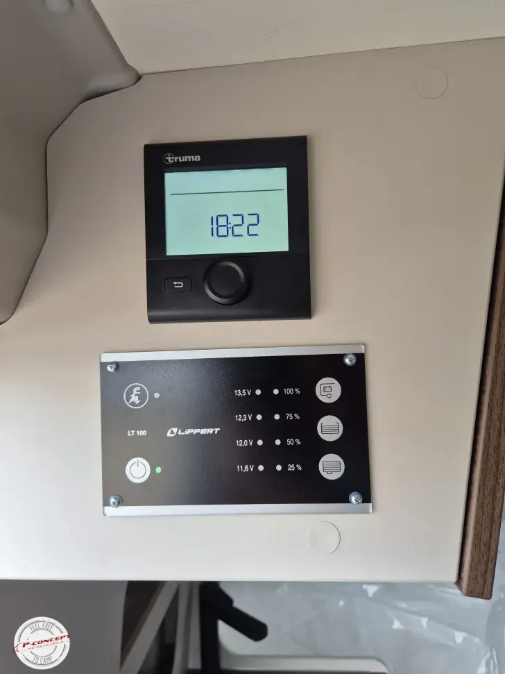 Fahrzeugbild Bürstner Papillon PC 6.0 *auf dem Hof* #16