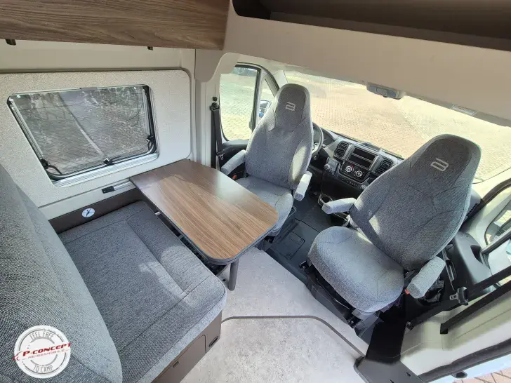 Fahrzeugbild Bürstner Papillon PC 6.0 *auf dem Hof* #20