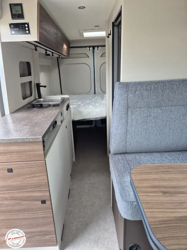 Fahrzeugbild Bürstner Papillon PC 6.0 *auf dem Hof* #8