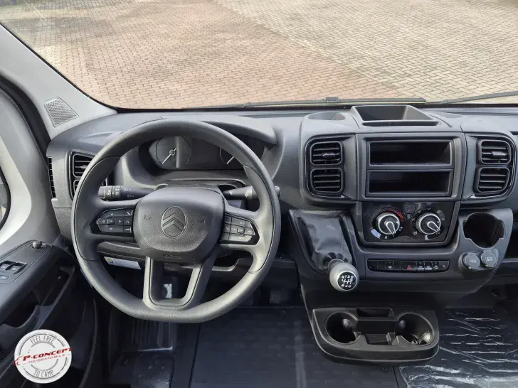 Fahrzeugbild Bürstner Papillon PC 6.0 *auf dem Hof* #21