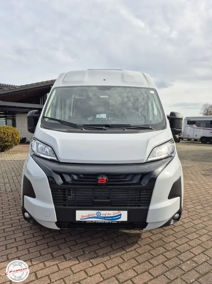 Fahrzeugbild Bürstner Papillon PC 6.0 *auf dem Hof* #6