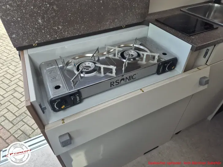 Fahrzeugbild Bürstner Papillon PC 6.0 *auf dem Hof* #13