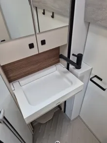 Fahrzeugbild Bürstner Papillon PC 6.0 *auf dem Hof* #17