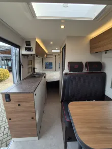 Fahrzeugbild Bürstner Papillon PC 6.0 *auf dem Hof* #10