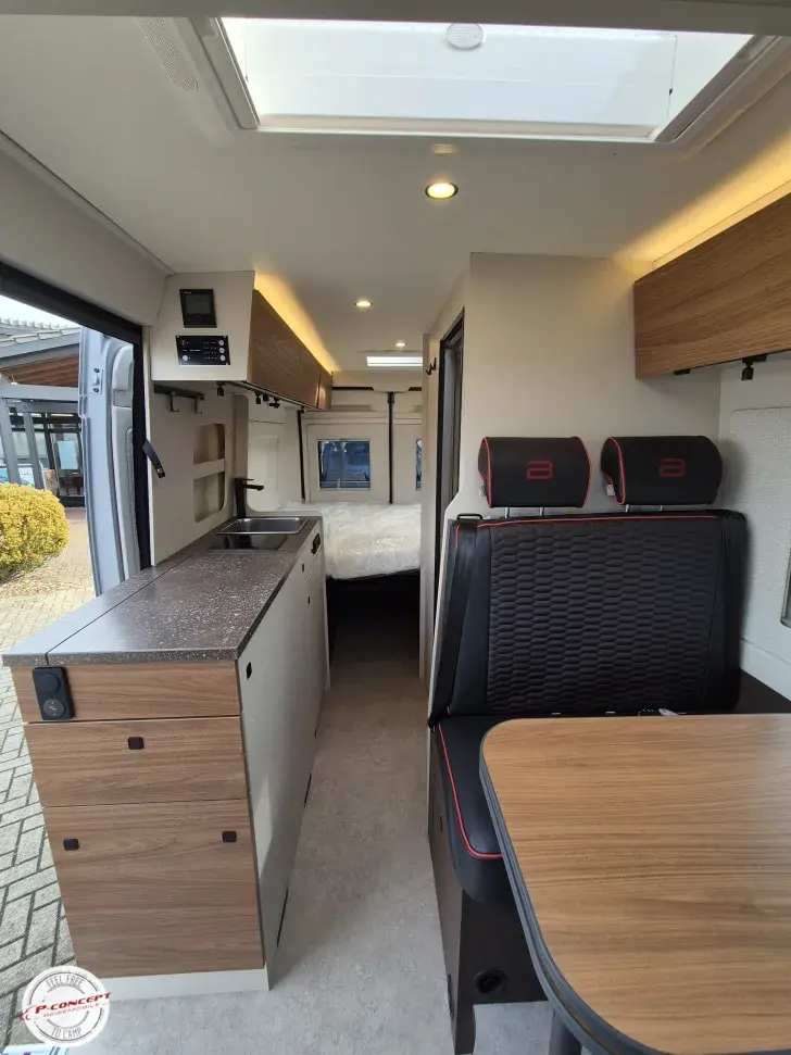 Fahrzeugbild Bürstner Papillon PC 6.0 *auf dem Hof* #10