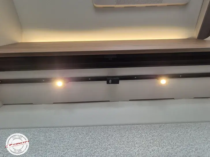 Fahrzeugbild Bürstner Papillon PC 6.0 *auf dem Hof* #25