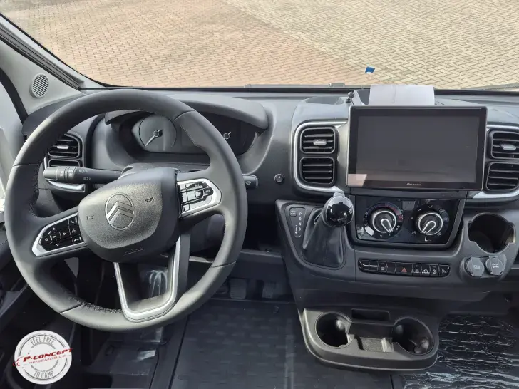 Fahrzeugbild Bürstner Papillon PC 6.0 *auf dem Hof* #26