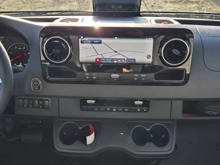 Fahrzeugbild Hymer B-ML T 780 BlackLine *Arktis- & Winterpaket* #13