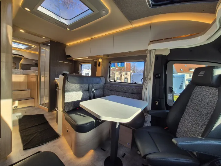 Fahrzeugbild Hymer B-ML T 780 BlackLine *Arktis- & Winterpaket* #14