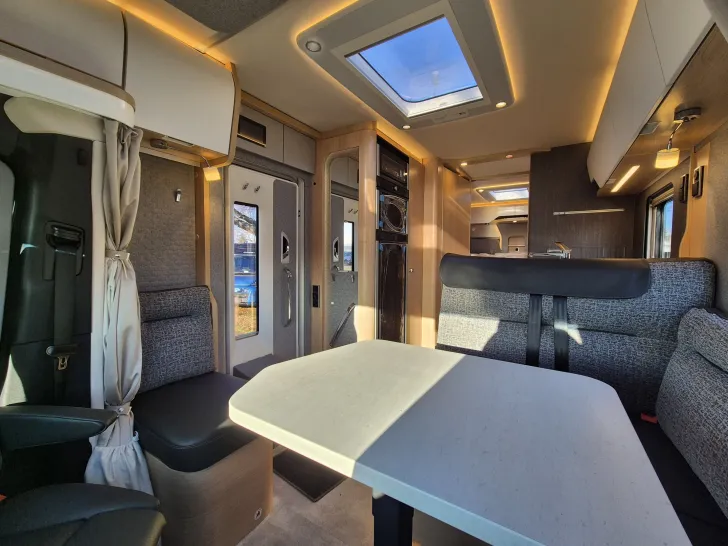 Fahrzeugbild Hymer B-ML T 780 BlackLine *Arktis- & Winterpaket* #16