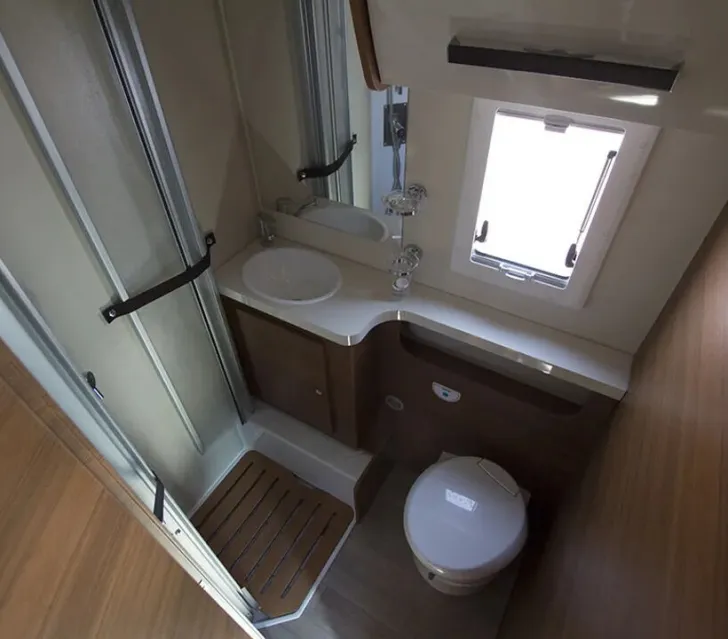 Fahrzeugbild Elnagh Baron 26G Sehr gepflegt – Ni #5