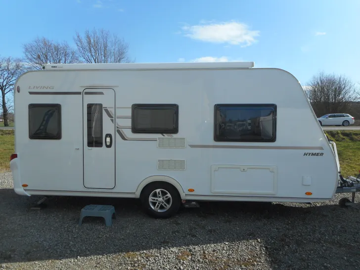Fahrzeugbild Hymer Eriba Living 471 EDITION Dachmarkise Mover GFK ALU #1