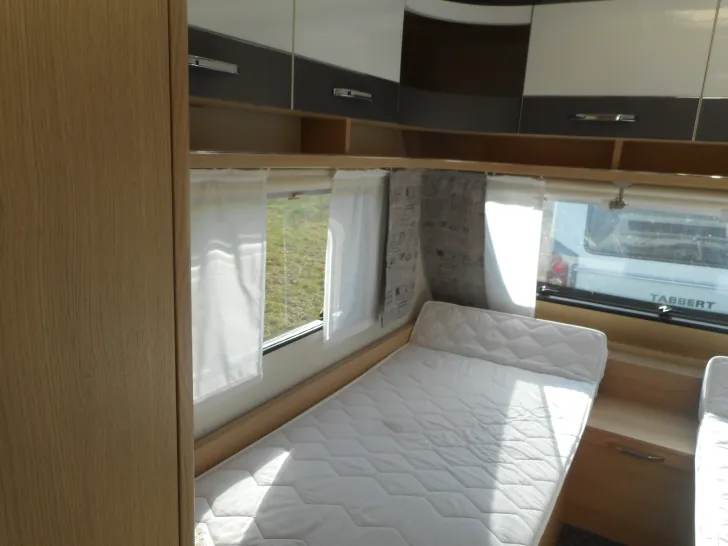 Fahrzeugbild Hymer Eriba Living 471 EDITION Dachmarkise Mover GFK ALU #18