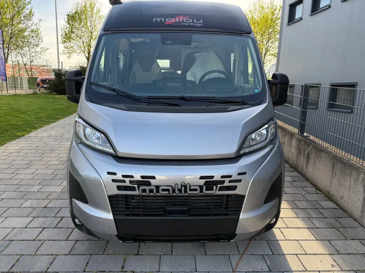 Fahrzeugbild Malibu Van First Class - Two Rooms 640 LE RB charming GT skyview #3