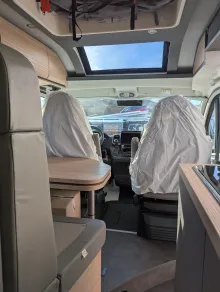 Fahrzeugbild Malibu Van First Class - Two Rooms 640 LE RB charming GT skyview ff4 180 PS/Automatik, 184-2320 #9