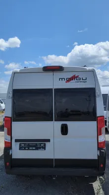 Seitlich Malibu Van Comfort 600 DB charming GT skyview Auto./Aufstelld./AHK 109-2280