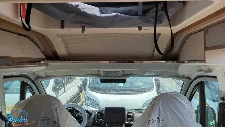 Weitere Betten Malibu Van Comfort 600 DB charming GT skyview Auto./Aufstelld./AHK 109-2280