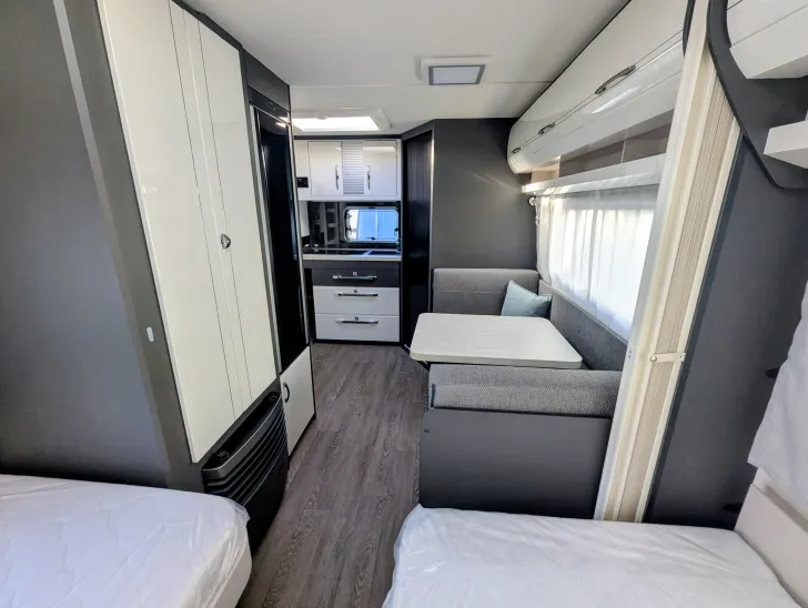 Fahrzeugbild Hobby Excellent 460 SL AUFLASTUNG 1,5T, DUOCONTROL #6